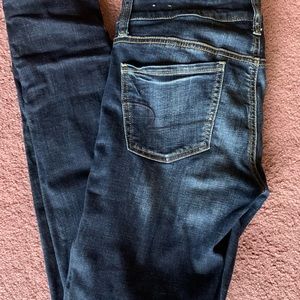 Women’s Skinny jeans— 8 long